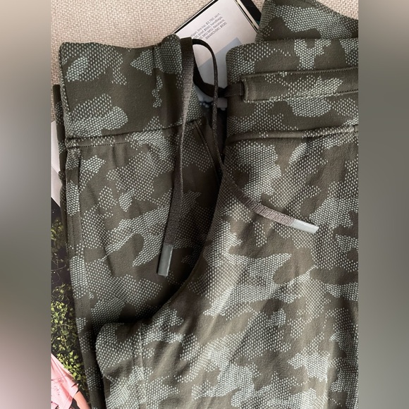 Lululemon Ready To Rulu Joggers 29” In Heritage Camo Dark Olive Green Size 2 - Picture 15 of 16